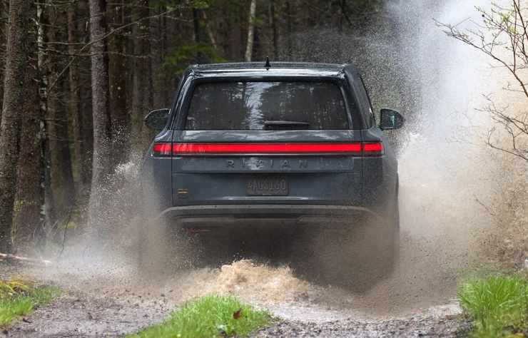 SUV électrique Rivian R1s