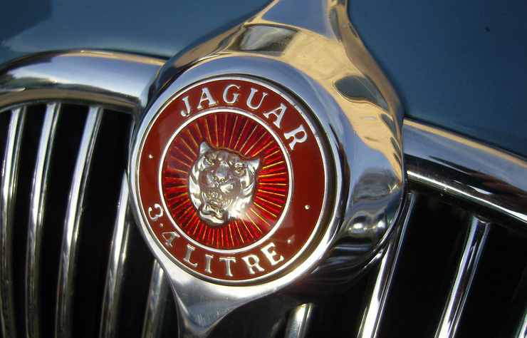 logo Jaguar classique