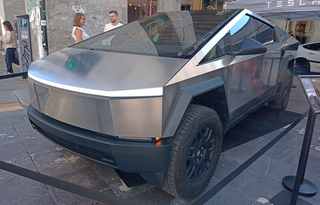 J'ai vu le Tesla Cybertruck, j'ai été surpris