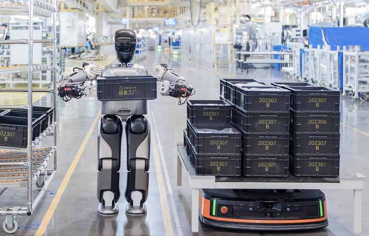 robot à l'usine Zeekr en Chine