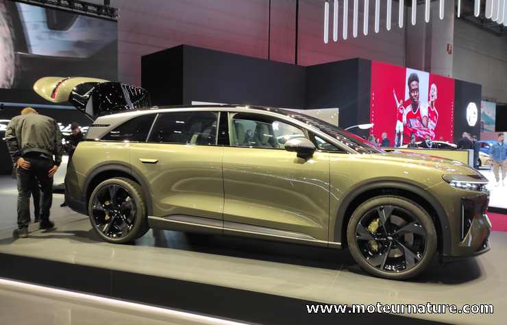 SUV électrique premium Lucid Gravity