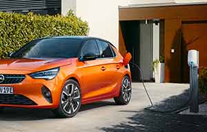 Audi, Opel, Renault investissent dans les bornes de recharge
