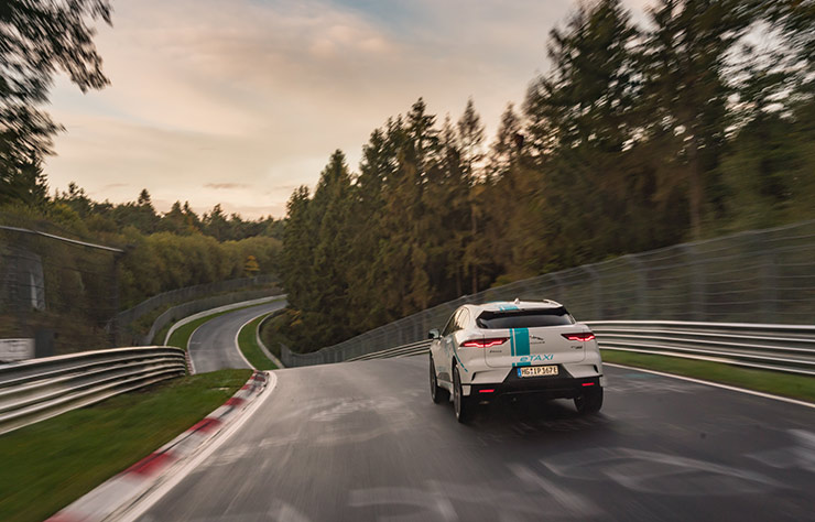 Jaguar I-Pace électrique sur le circuit du Nurburgring