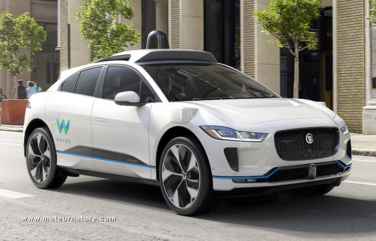 Jaguar I-Pace autonome avec Waymo