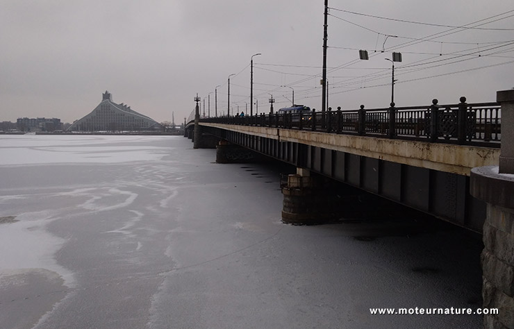 La Daugava gelée à Riga