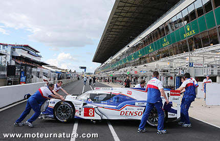 Toyota TS040 hybride des 24 heures du Mans