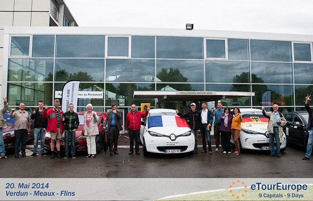 Le rally eTourEurope fait étape à l'usine Renault de Flins