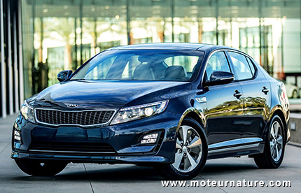 Kia améliore son Optima hybride et prépare l'avenir