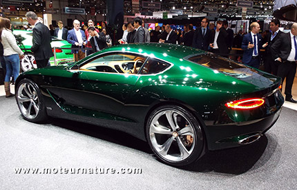 Bentley se diversifie avec l'EXP 10 Speed 6