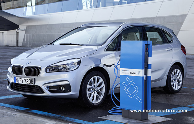 BMW 225xe hybride rechargeable