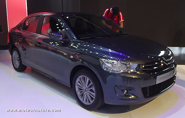 Citroën C-Elysée au salon de Paris en 2012