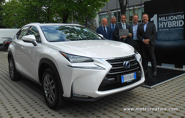 un million de Lexus hybrides