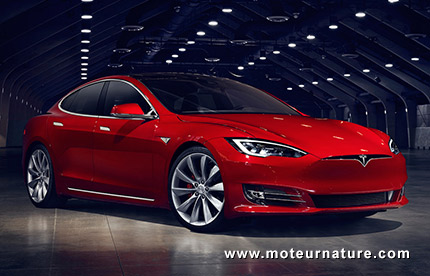 Tesla Model S nouvelle face avant