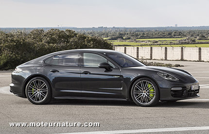 Porsche Panamera Turbo S E-Hybrid