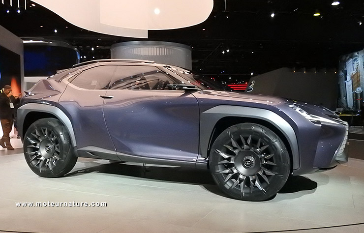 Lexus UX