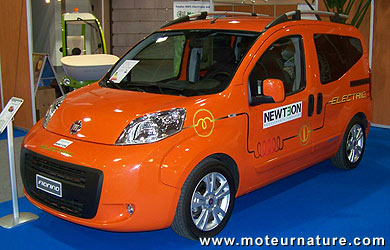 Fiat Fiorino convertie à l'électrique par Newteon