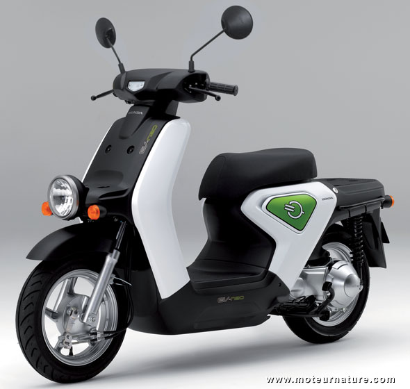 Scooter Honda avec batterie Toshiba