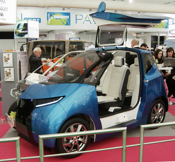 Akka Astute Car