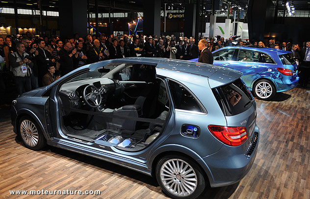 Mercedes classe B au salon de Bologne