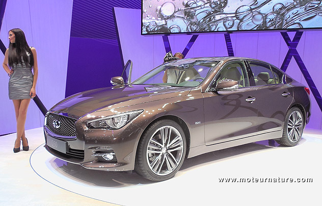 Infiniti Q50 hybride